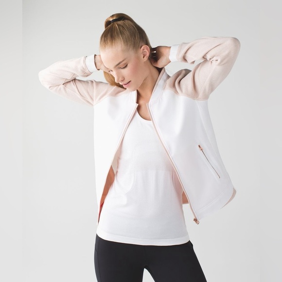 Lululemon Var-City Bomber Jacket
White / Heathered Naked / Butter Pink SZ 6 - Picture 1 of 11